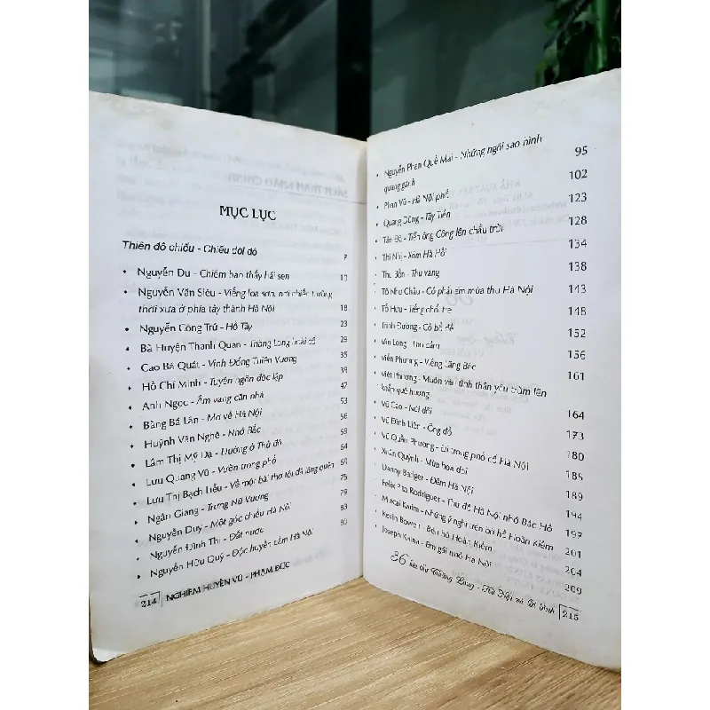 36 bài thơ Thăng Long - Hà Nội và lời bình 570863