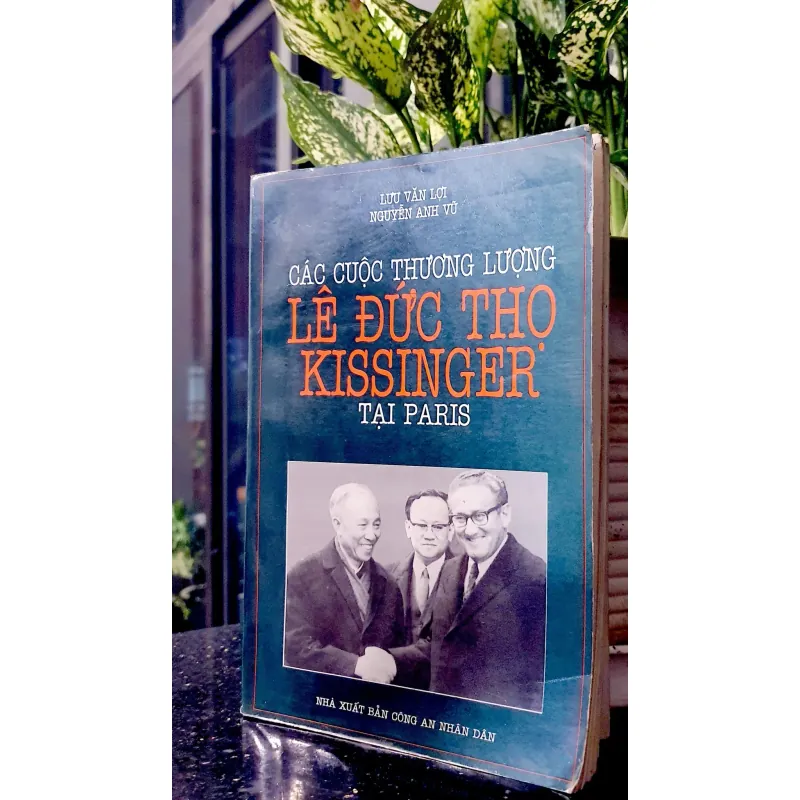 Các cuộc thương lượng Lê Đức Thọ Kissinger tại Paris 753743