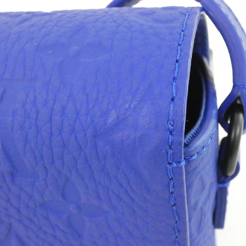 Túi đeo vai Louis Vuitton Trillon Monogram Steamer Wearable Wallet M82571 612511