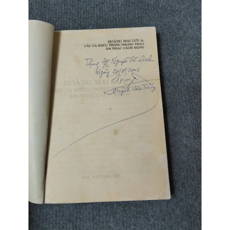 HOÀNG MAI LƯU & CÁC CA KHÚC TRONG PHONG TRÀO ÂM NHẠC CÁCH MẠNG 729283