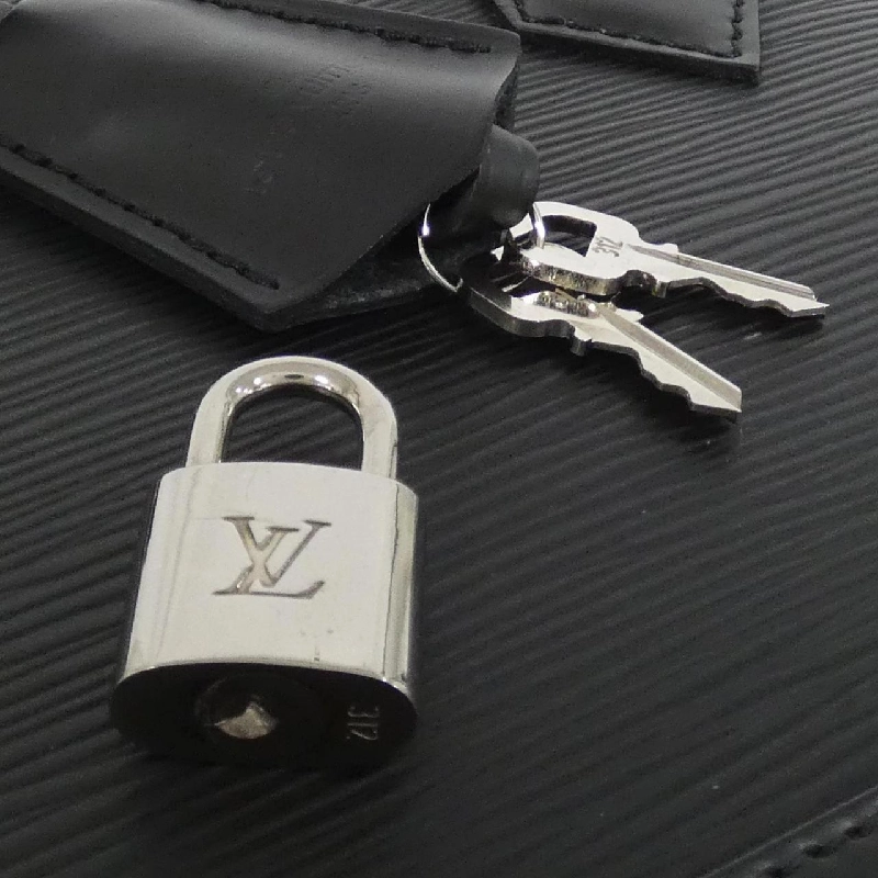 Túi Louis Vuitton Epi Alma BB M40862 616245