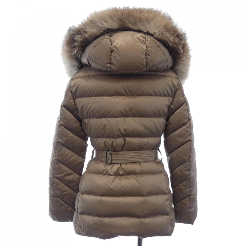 Áo khoác lông vũ MONCLER 641570