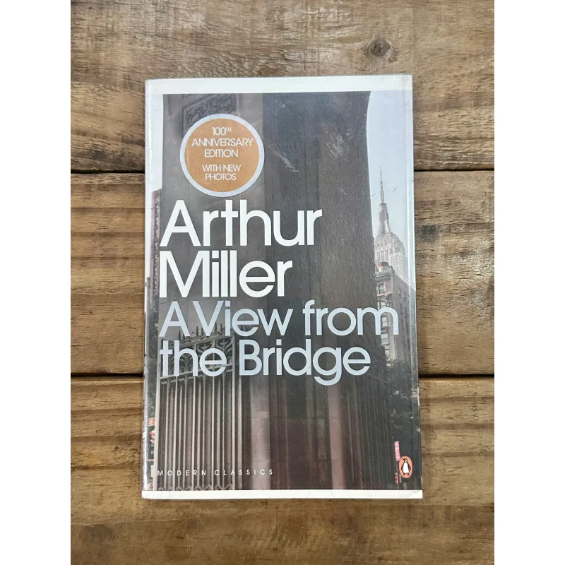 A View from the Bridge: A Play in Two Acts - Arthur Miller 731979