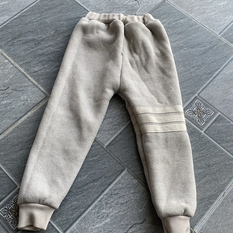 Quần nỉ bé  739614