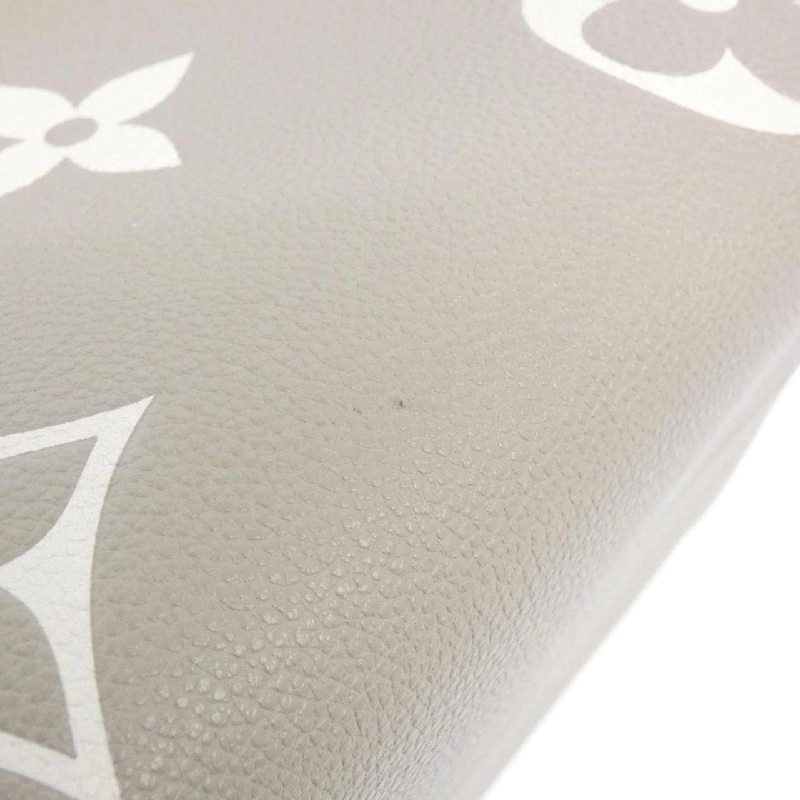 Túi Louis Vuitton Monogram Bicolor OnTheGo MM M45494 - Hàng hiệu Chính hãng 765758