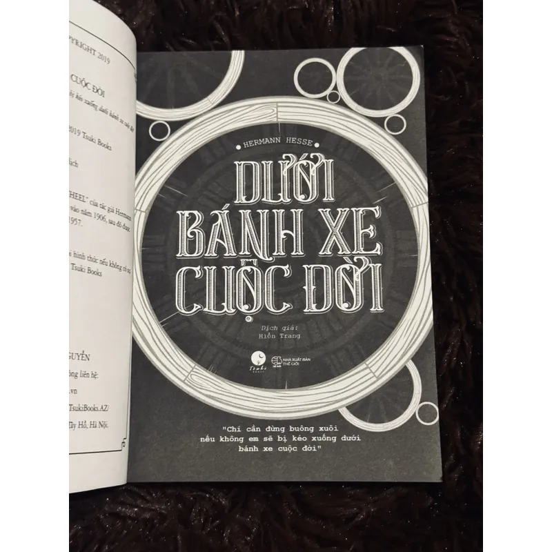 Dưới bánh xe cuộc đời 714546