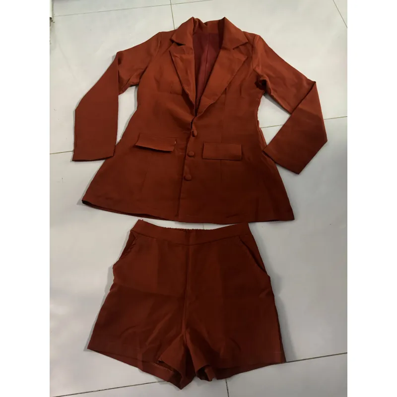 Thanh lý Set vest thoi trang 760381