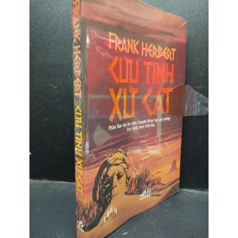 Cứu tinh xứ cát Frank Herbert mới 100% HCM0904 văn học 913780