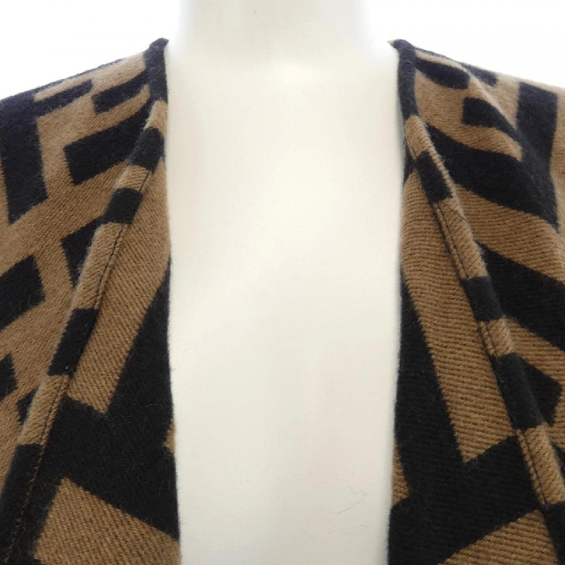 【Mã giảm giá】FENDI Cape 635164