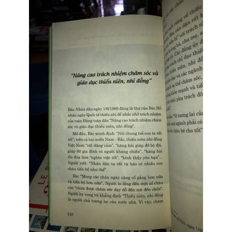 Bác Hồ với thiếu niên nhi đồng - Hà Minh Hồng 777222