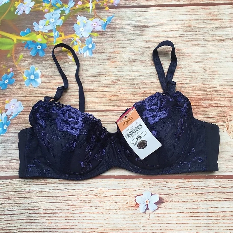 Áo ngực ren có gọng không mút, hàng cty Lovely Việt Nam sản xuất 465875