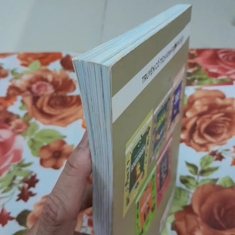 Sách in màu khổ lớn- TRUYỆN CỔ GRIMM 574862