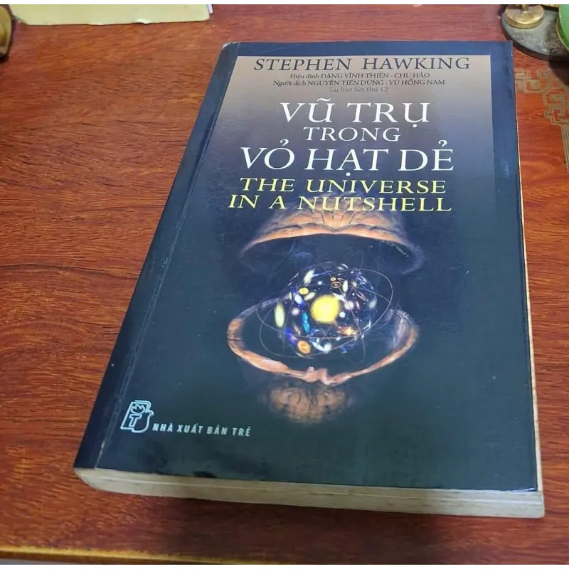 Vũ trụ trong vỏ hạt giẻ 751770