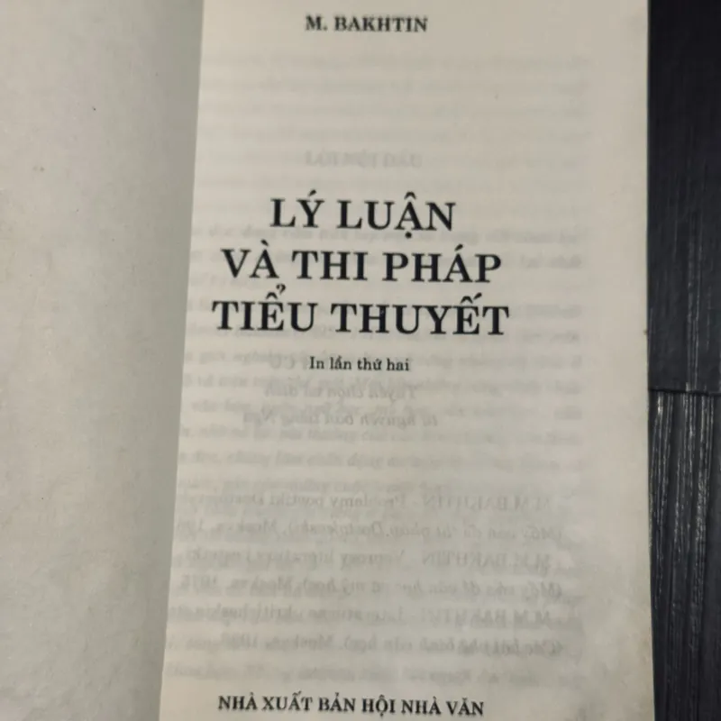 Lý luận và thi pháp tiểu thuyết 568507