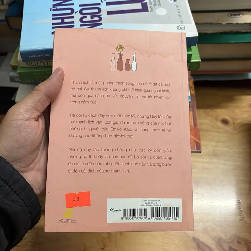 II Sách Kỹ Năng: Quy Tắc Của Sự Thanh Lịch - Emiko Kato - 2019 700425