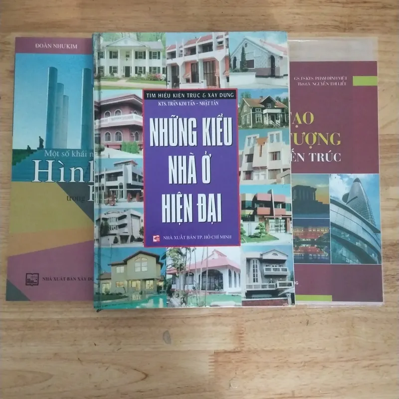 Thanh lý 3 cuốn sách Kiến trúc: Hình học kiến trúc, Sáng tạo hình tượng trong kiến trúc, 701367