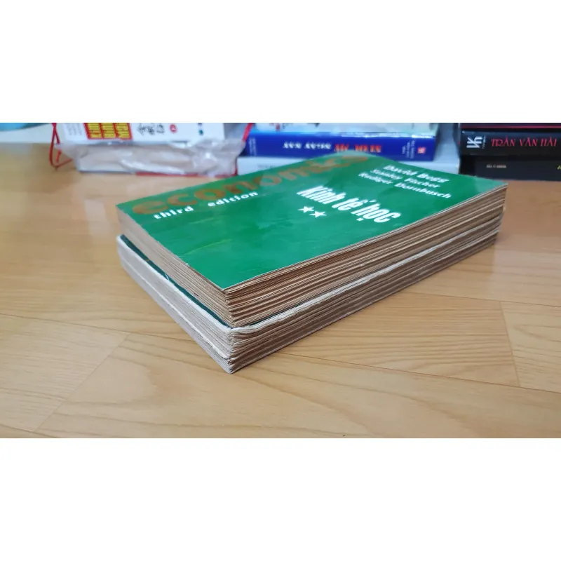 KINH TẾ HỌC  761038