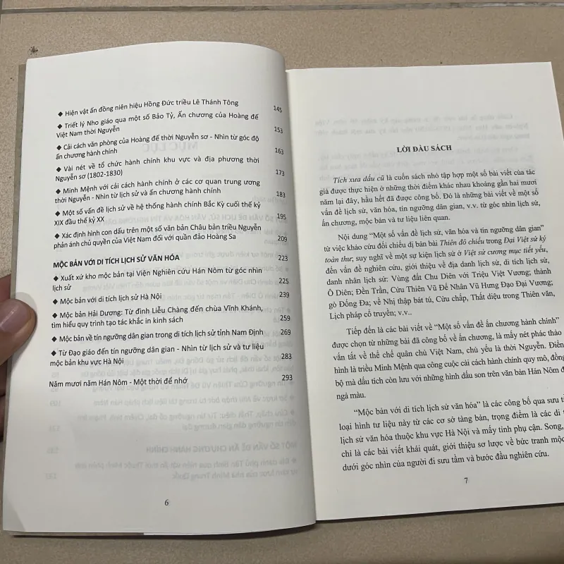 Tích xưa dấu cũ - Nguyễn Công Việt  (c43) 974390