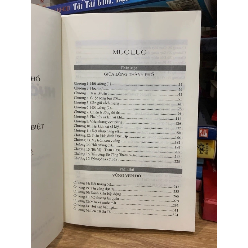 Tiểu thuyết Hoa hướng dương đồng đen 756170