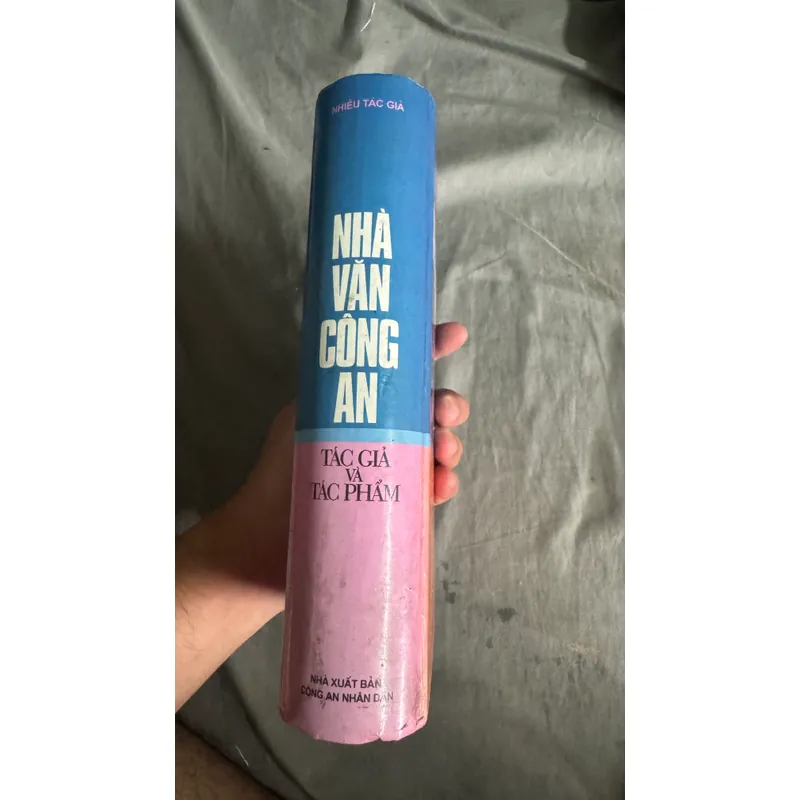 Nhà văn Công An tác giả và tác phẩm - bìa cứng 733107