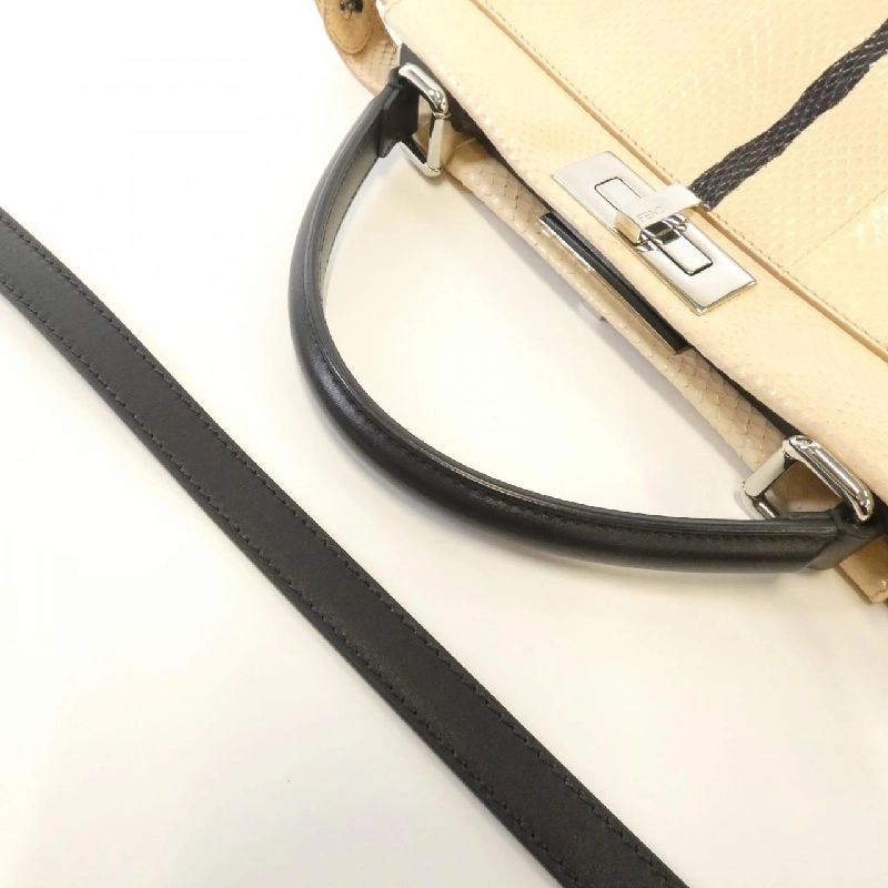 Túi Fendi Peekaboo 8BN226 M5X 617027