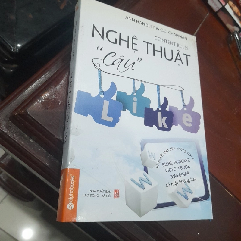 Ann Handley & C.C. Chapman - NGHỆ THUẬT "câu" LIKE 308897