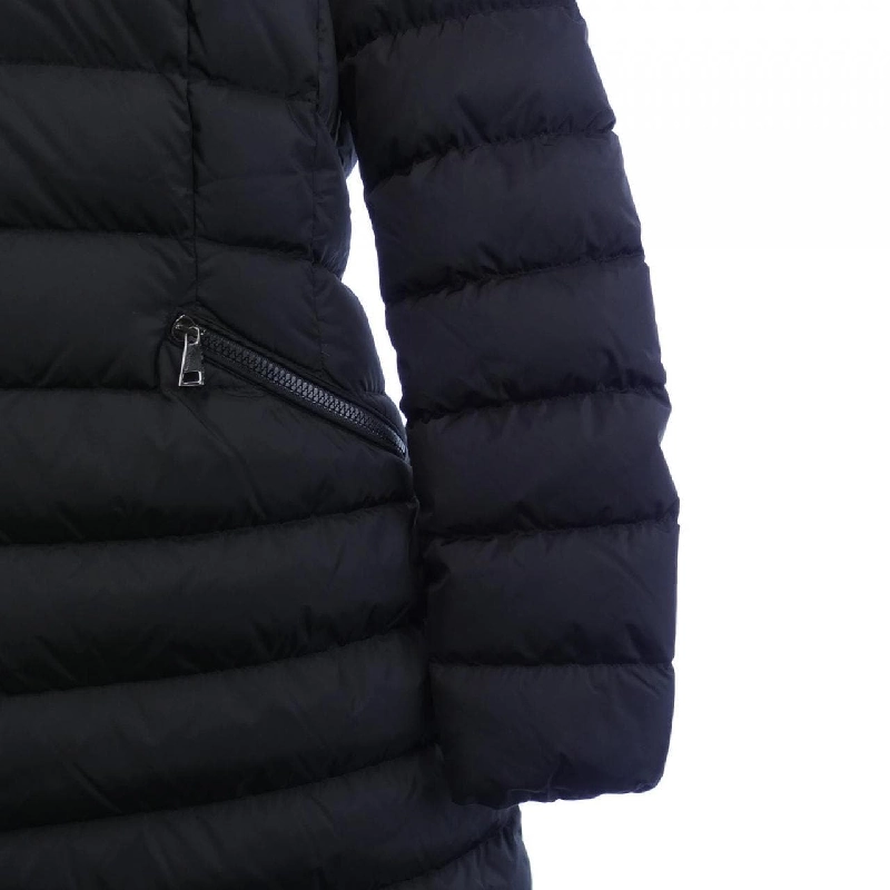Áo khoác lông vũ MONCLER 642153