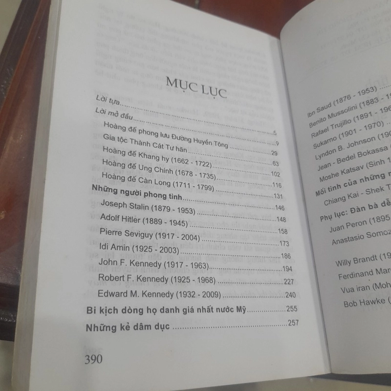 Chuyện tình của CÁC VĨ NHÂN trong lịch sử 500220