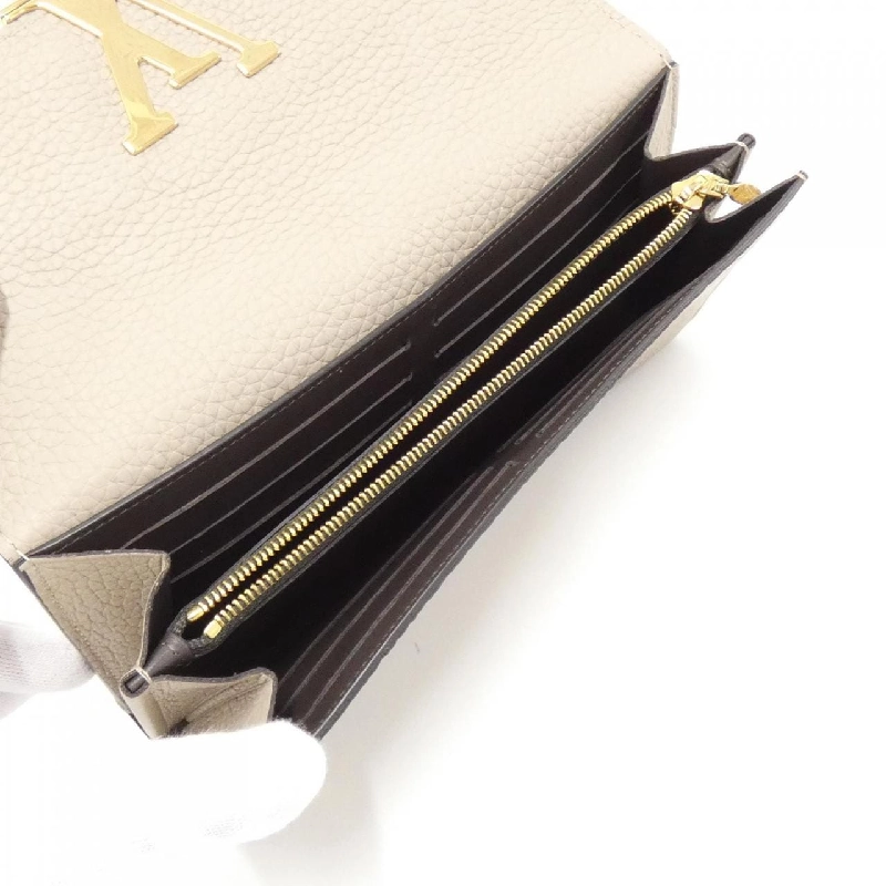 Ví Louis Vuitton Portefeuille Capucines M61249 622896