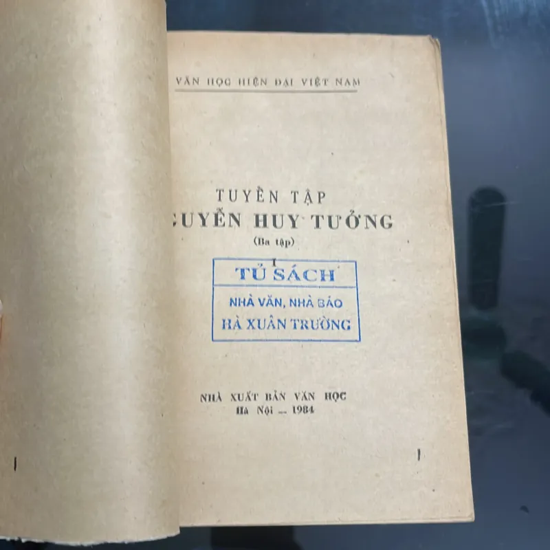 Tuyển tập Nguyễn Huy Tưởng 1006942