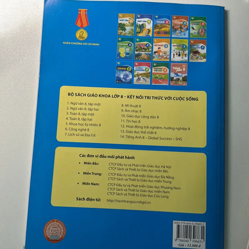 Combo 2 cuốn tin học lớp 8 và 9 1022965