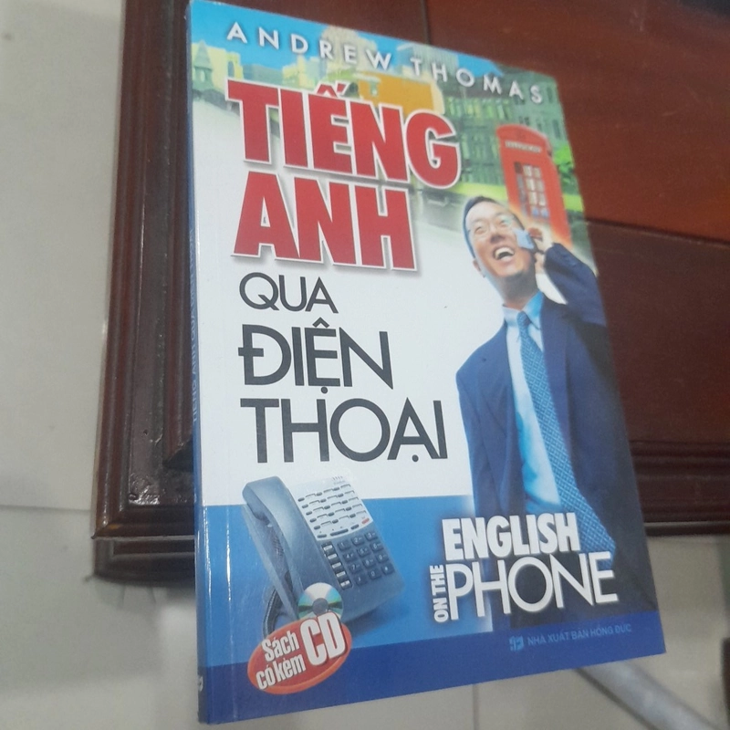 Tiếng Anh qua điện thoại (có kèm CD) 273846