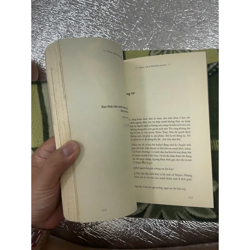 Vàng anh phượng hoàng Hoàng Thuỳ Linh 2017, mới 80% ố vàng (Hoi) 182105