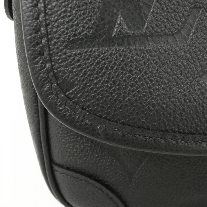 Túi xách vai Louis Vuitton Monogram Empreinte Diane M46386 611064