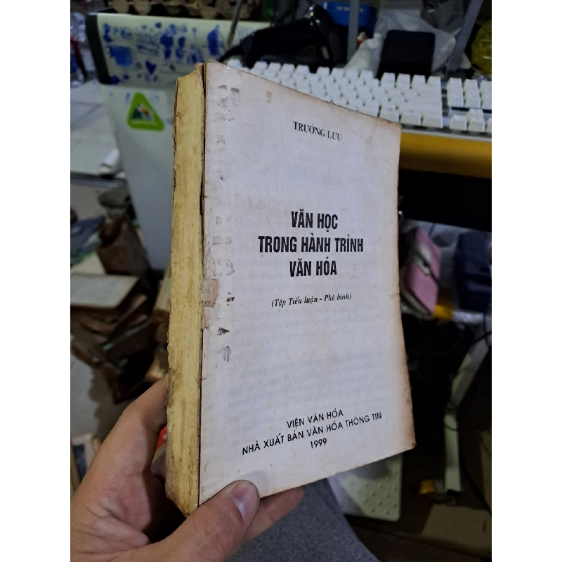 Văn học trong hành trình văn hóa mới 70% mất bìa ố Trường Lưu 1999 VĂN HỌC HCM1709 919646