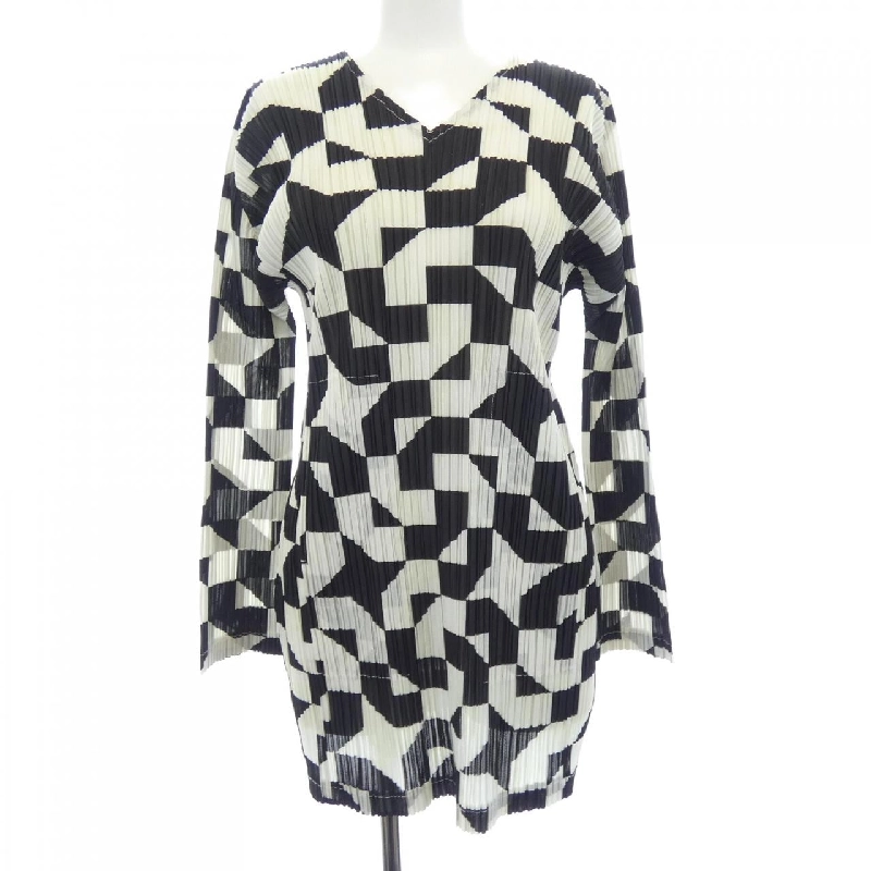 Pleats Please 2016 Hình học PP63-JT765 7571095 Áo tunic - Hàng hiệu Chính hãng 774391