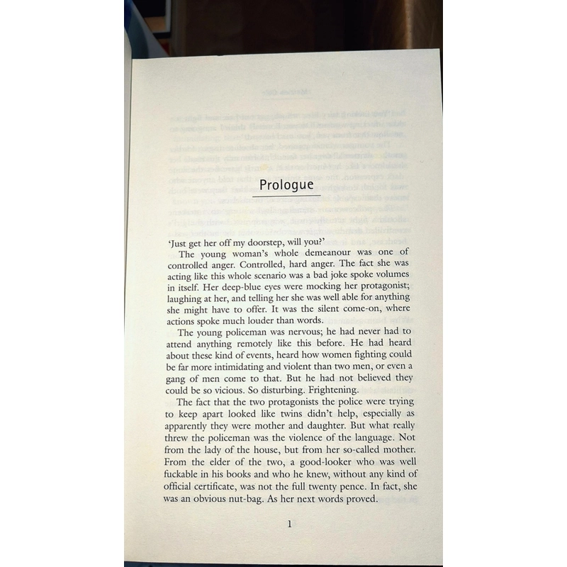 MARTINA COLE - THE BUSINESS (bìa cứng, khổ lớn) 497192