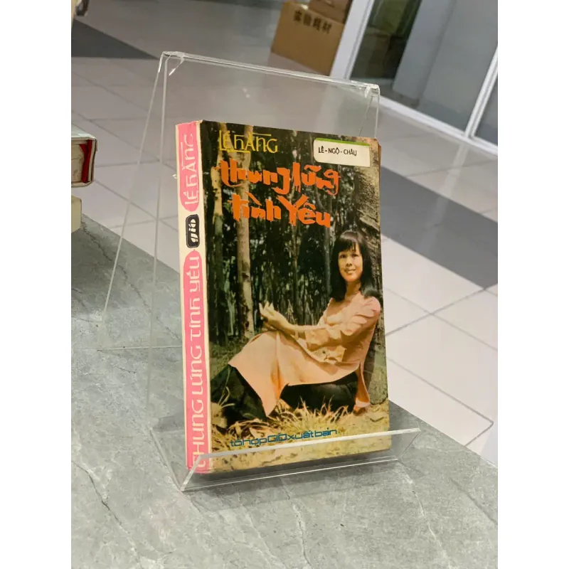 THUNG LŨNG TÌNH YÊU - LỆ HẰNG 747402