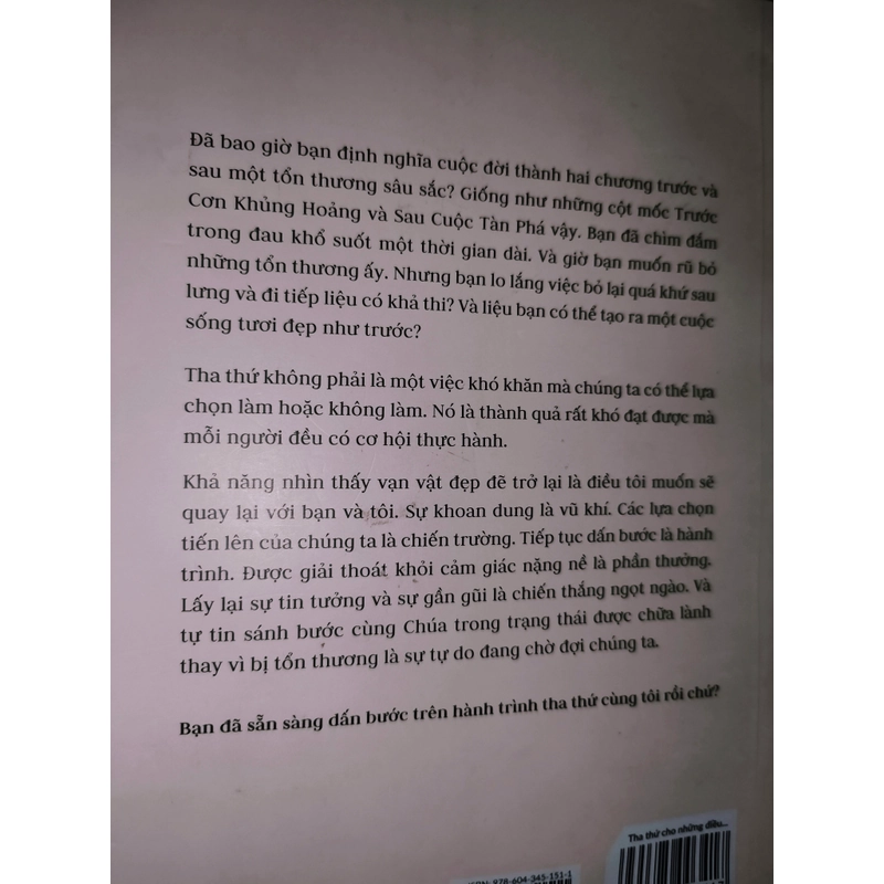 Sách: Tha thứ cho những điều không thể lãng quên. 446261