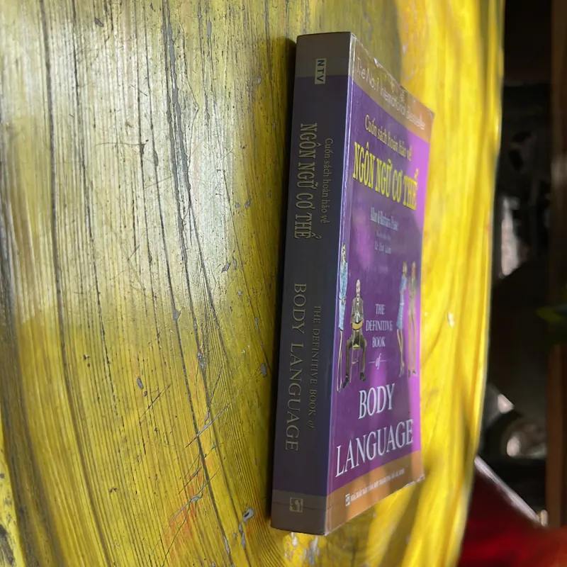 CUỐN SÁCH HOÀN HẢO VỀ NGÔN NGỮ CƠ THỂ 599120