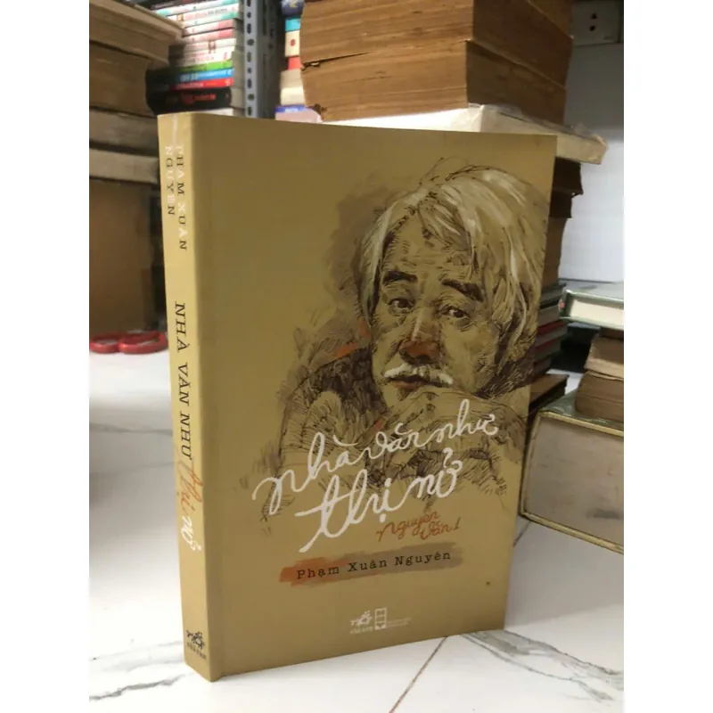 Nhà văn như Thị Nở – Phạm Xuân Nguyên 998417