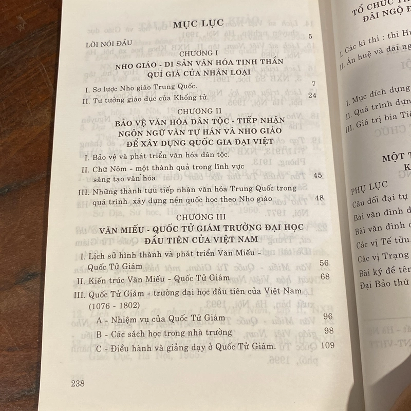 VĂN MIẾU QUỐC TỬ GIÁM (XB 2000) 501201
