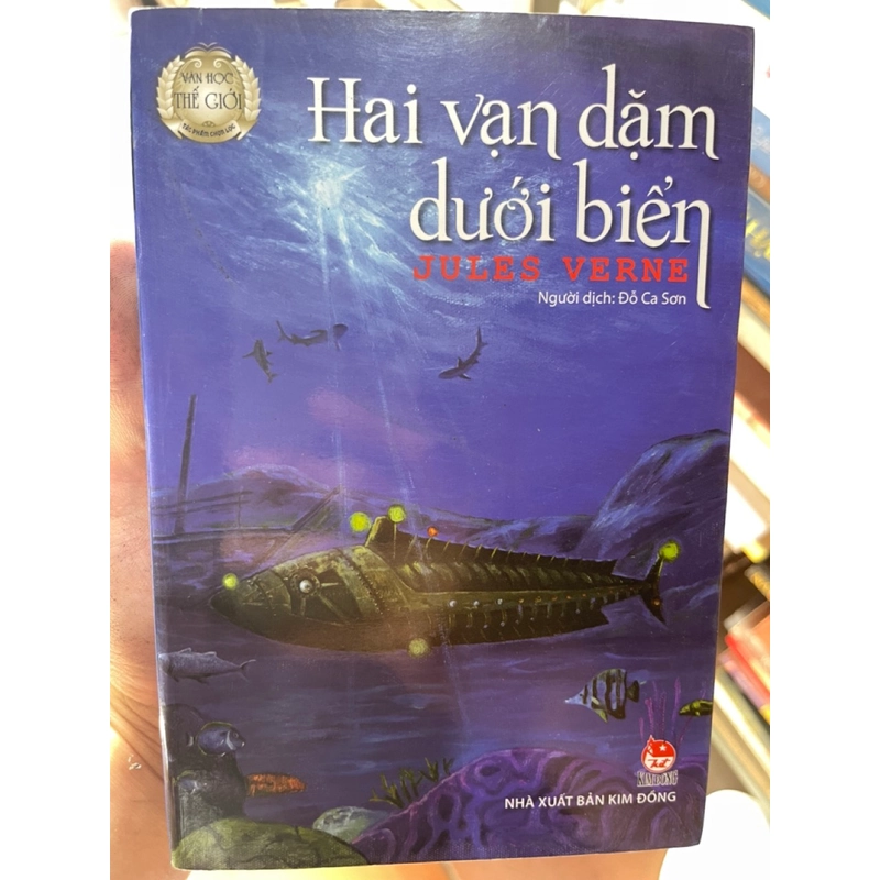 Hai vạn dặm dưới biển 303440