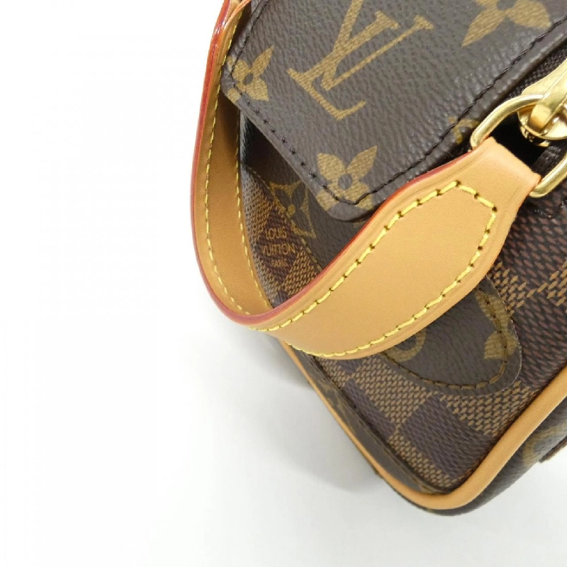 Túi đựng đồ Louis Vuitton Monogram Landscape Dopp Kit M26114 - Hàng hiệu Chính hãng 807074