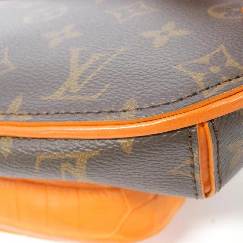 Túi đeo hông da cá sấu Louis Vuitton Monogram 619941