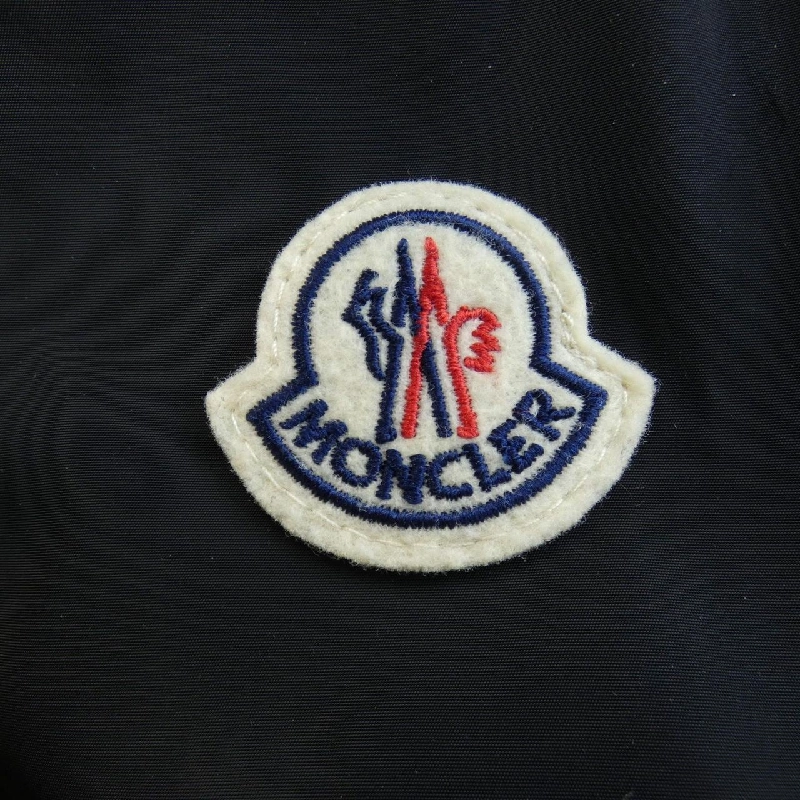 Áo khoác MONCLER - Hàng hiệu Authentic 639050