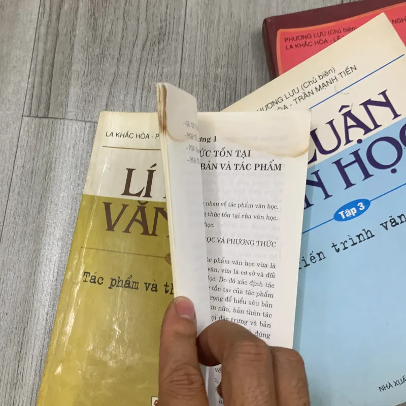 Lí luận văn học. Bộ 3 cuốn. 5b4 1041959