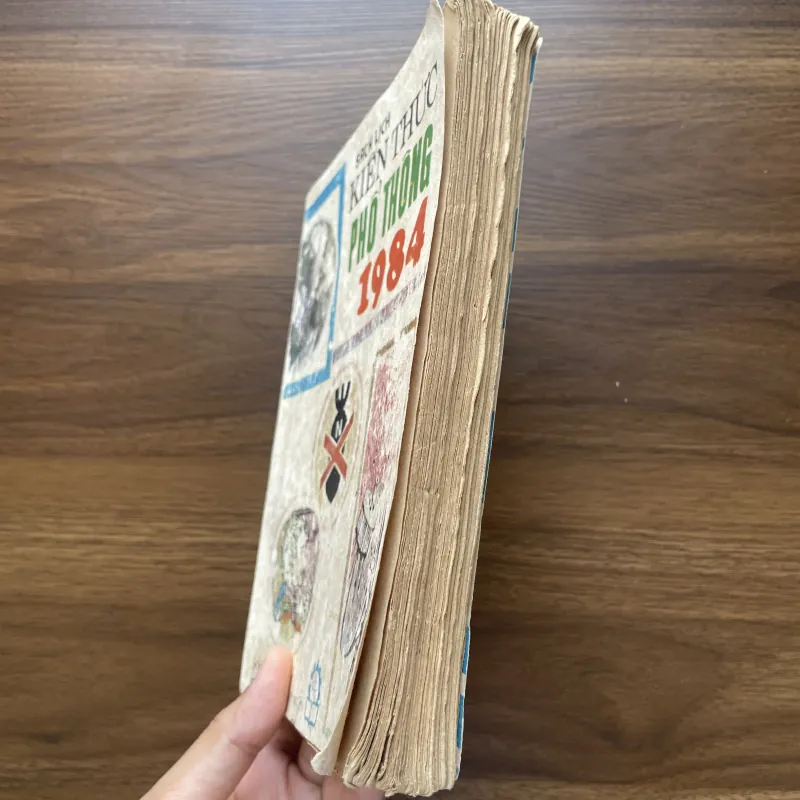 Sách lịch kiến thức phổ thông 1984 997104