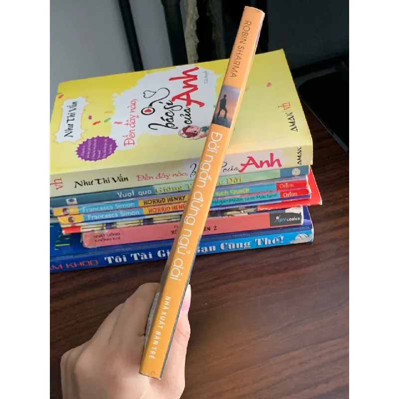 Đời ngắn đừng ngủ dài – Robin Sharma 559596