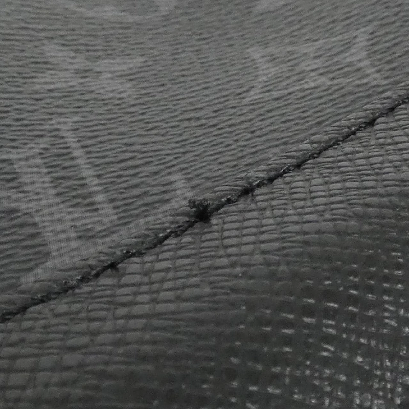 Túi đeo chéo Louis Vuitton Taiga Lama Duo M30936 - Hàng hiệu Chính hãng 767127